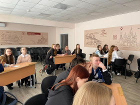 В МБОУ "Лицей №3" прошел квиз по избирательному праву.