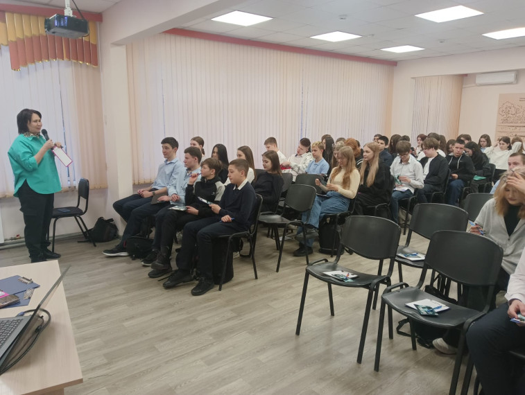 20 марта в МБОУ «Лицей №3» члены Адвокатской палаты Алтайского края организовали просветительское профилактическое мероприятие для учащихся восьмых классов.