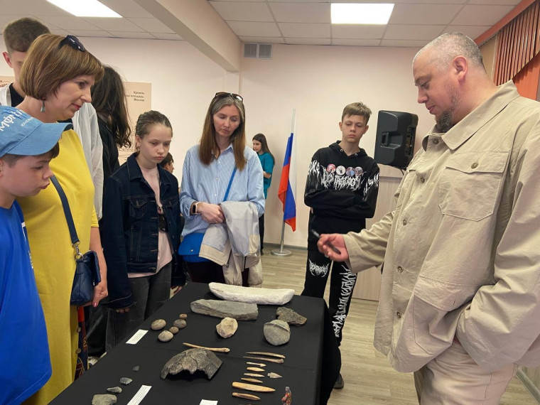 Школьный культурно-этнологический музей нашего лицея в рамках программы «Ночь музеев – 2024» встречал гостей.