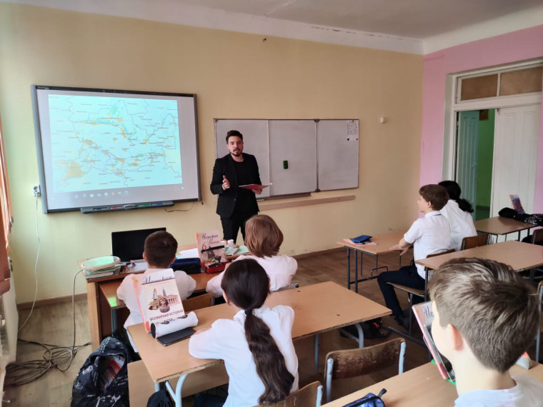 В МБОУ «Лицей №3»прошли уроки «Славяносербия на перекрестках времен.